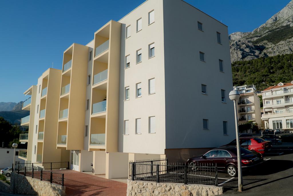 Apartmani Ruzica Макарска Екстериор снимка