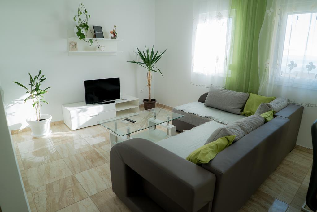 Apartmani Ruzica Макарска Екстериор снимка