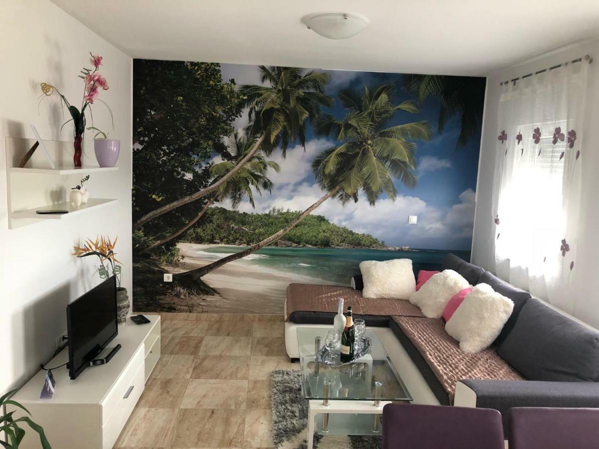 Apartmani Ruzica Макарска Екстериор снимка